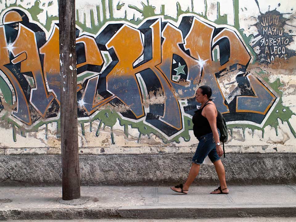 Graffiti Tag in Holguin, Cuba